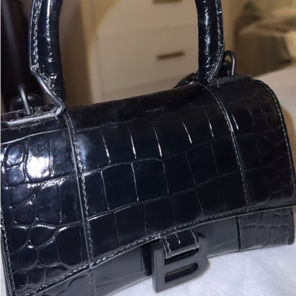 BALENCIAGA HAND BAG - Picture 4 of 6